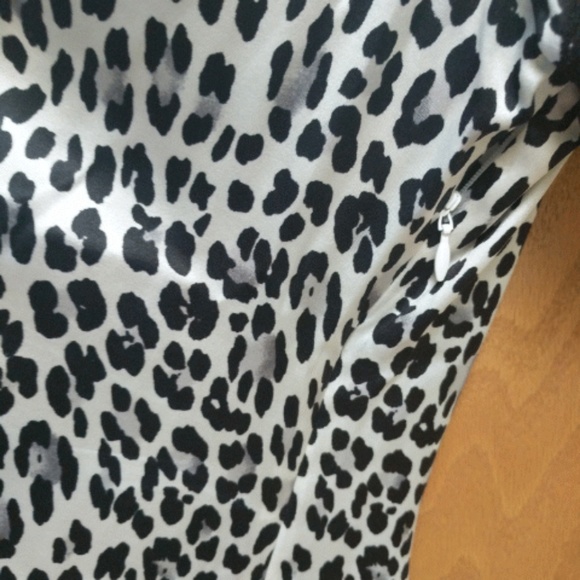 Blouse - Picture 4 of 5